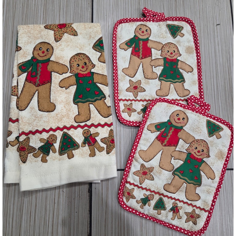 VTG Christmas Gingerbread Man Kitchen Set Hand Towel and Pot Holders Holiday